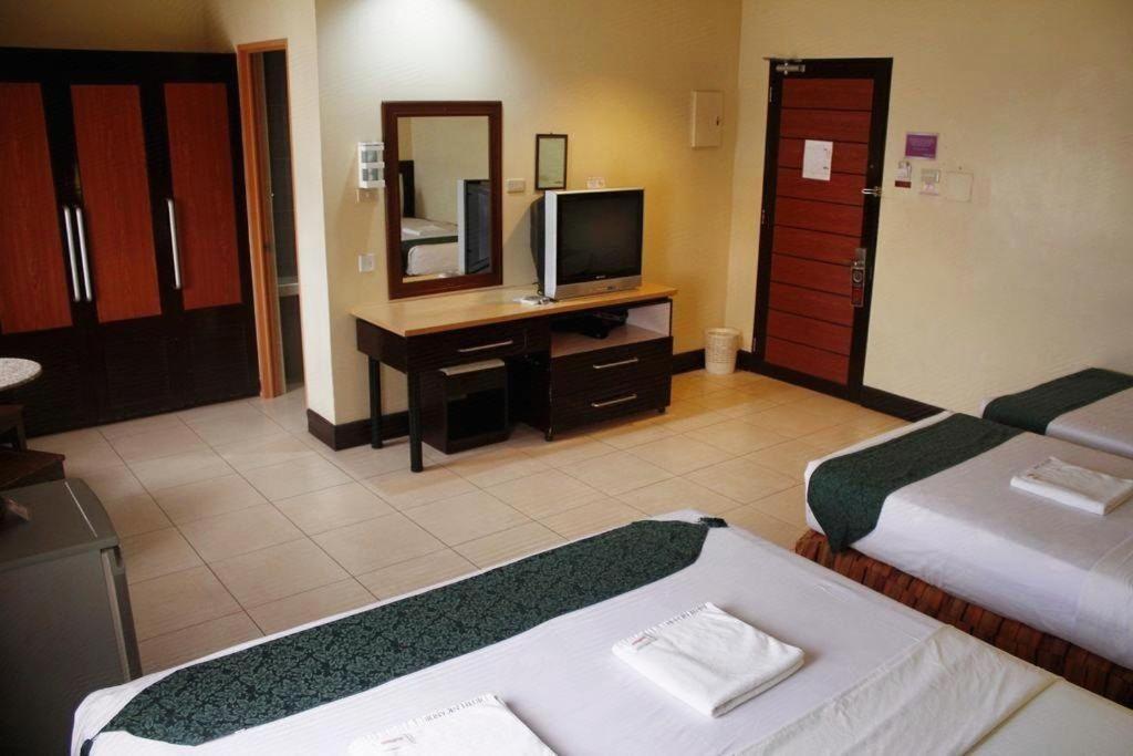 Hotel Nicanor Dumaguete City Eksteriør billede