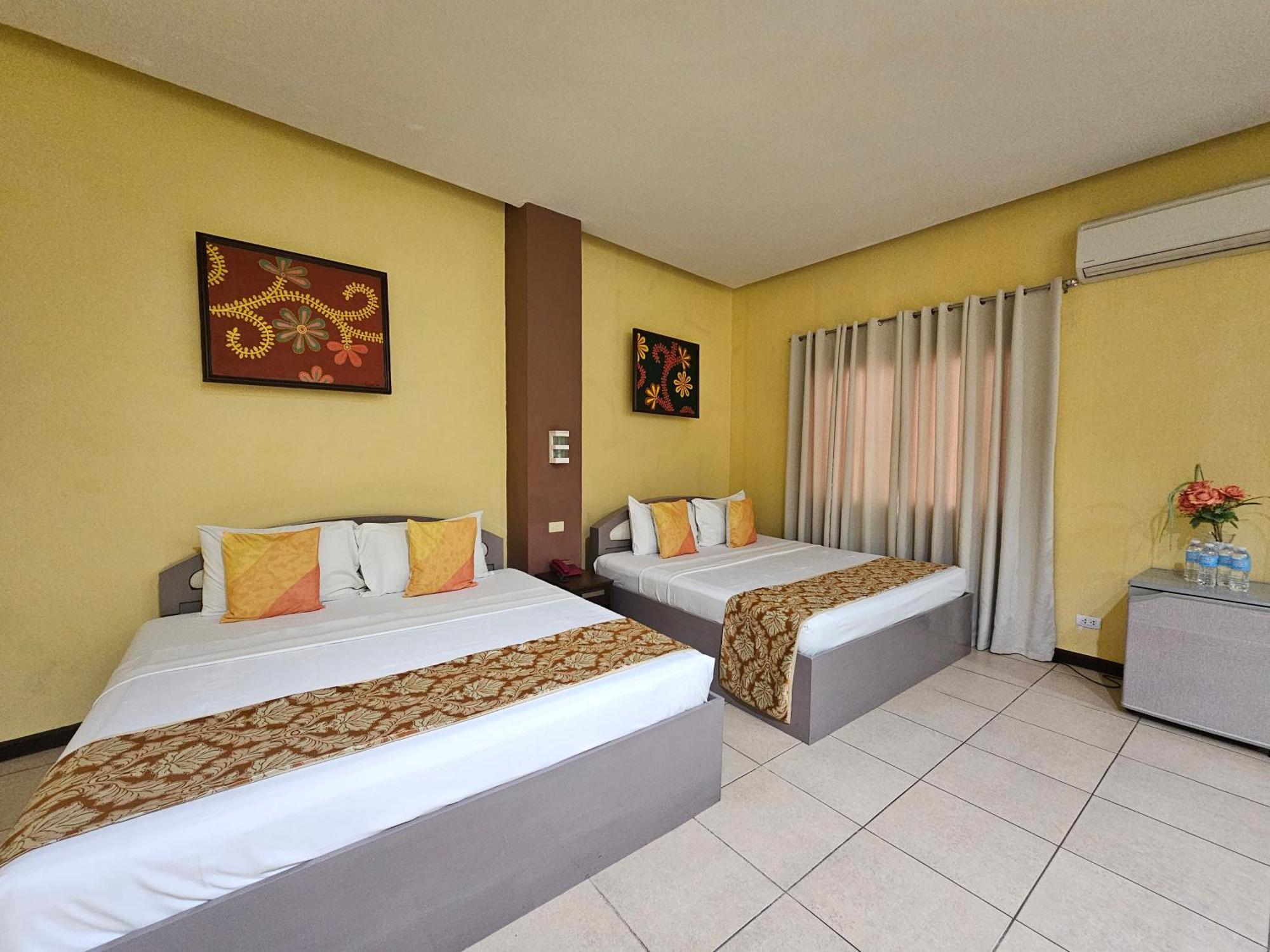 Hotel Nicanor Dumaguete City Eksteriør billede