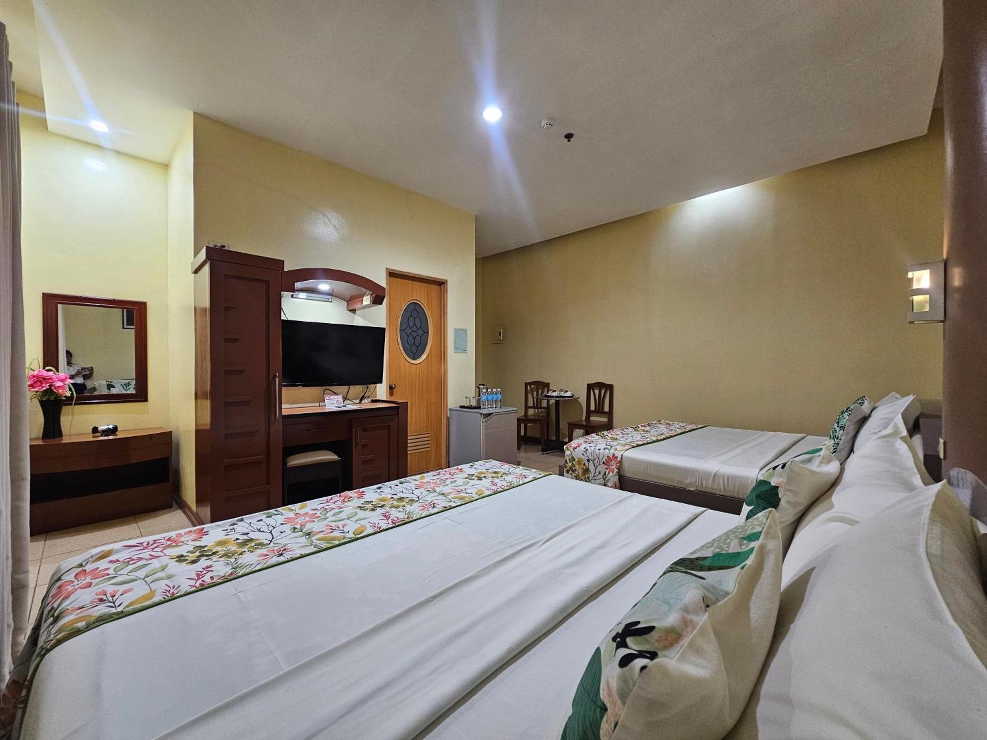 Hotel Nicanor Dumaguete City Eksteriør billede