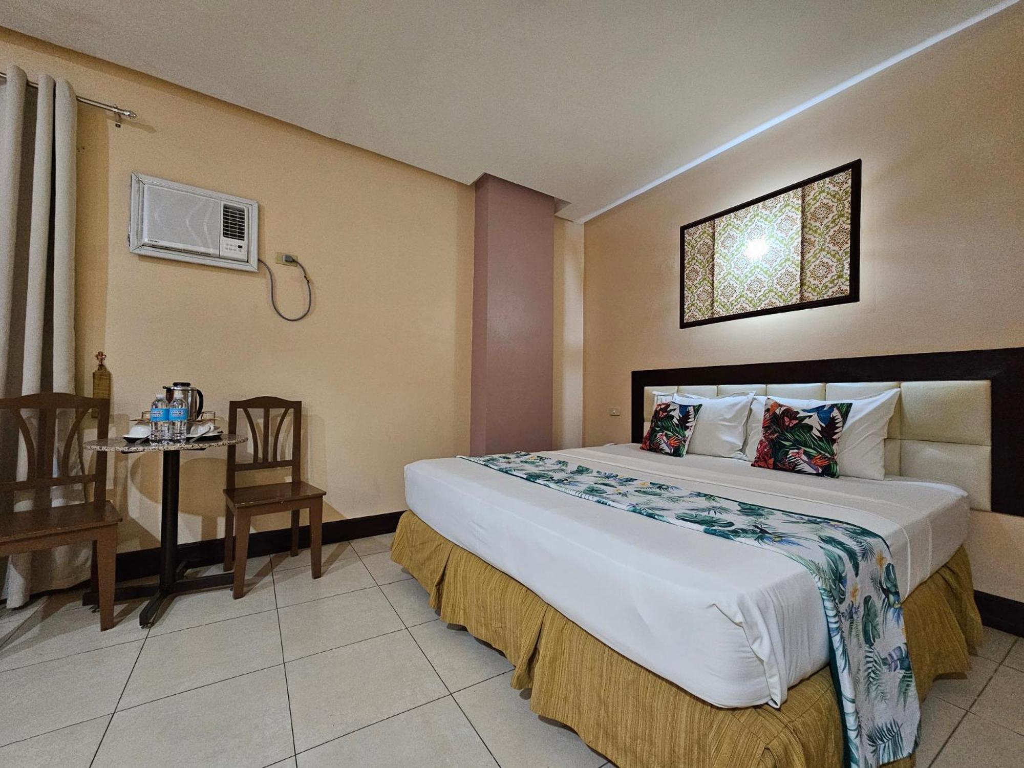 Hotel Nicanor Dumaguete City Eksteriør billede
