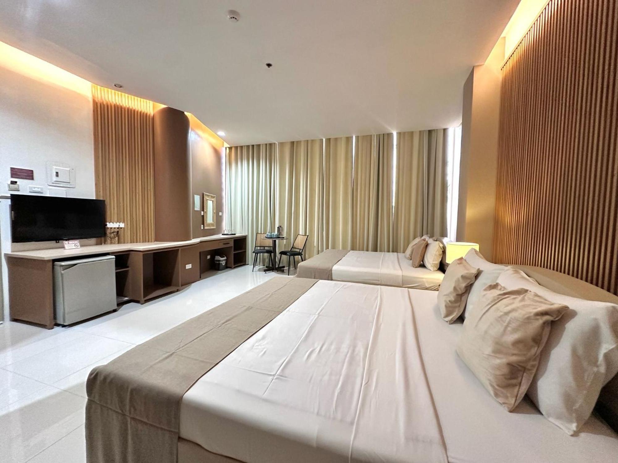Hotel Nicanor Dumaguete City Eksteriør billede