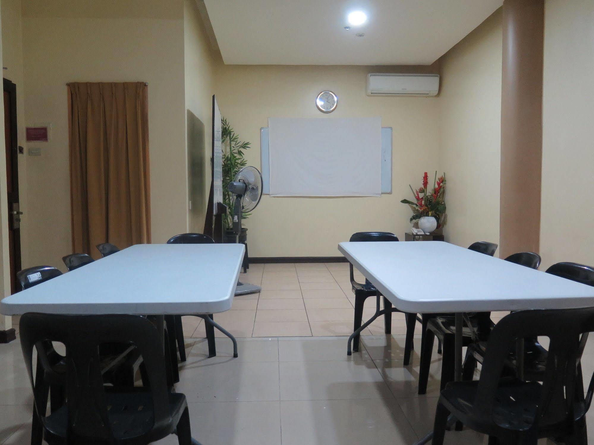 Hotel Nicanor Dumaguete City Eksteriør billede